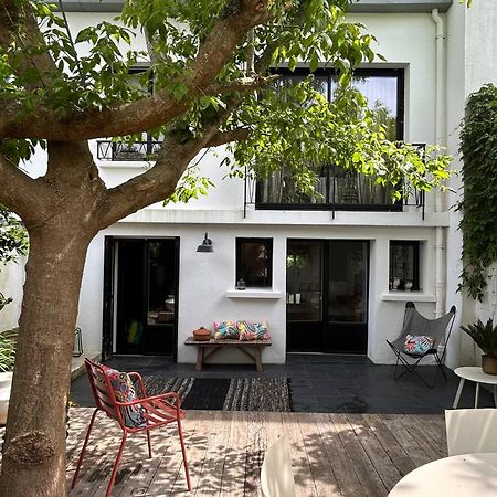Retour Des Indes Villa โลริอ็อง ภายนอก รูปภาพ