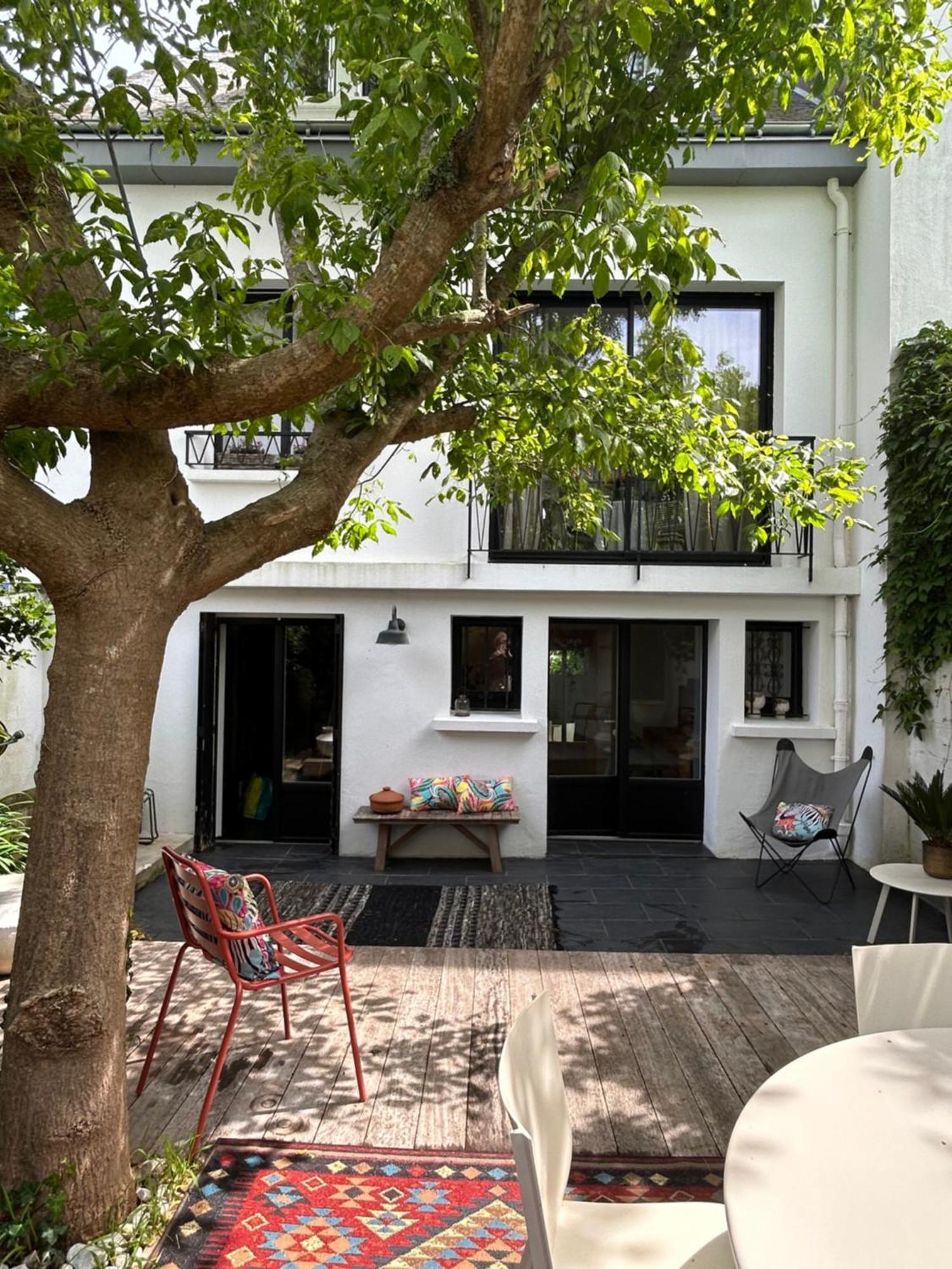 Retour Des Indes Villa โลริอ็อง ภายนอก รูปภาพ